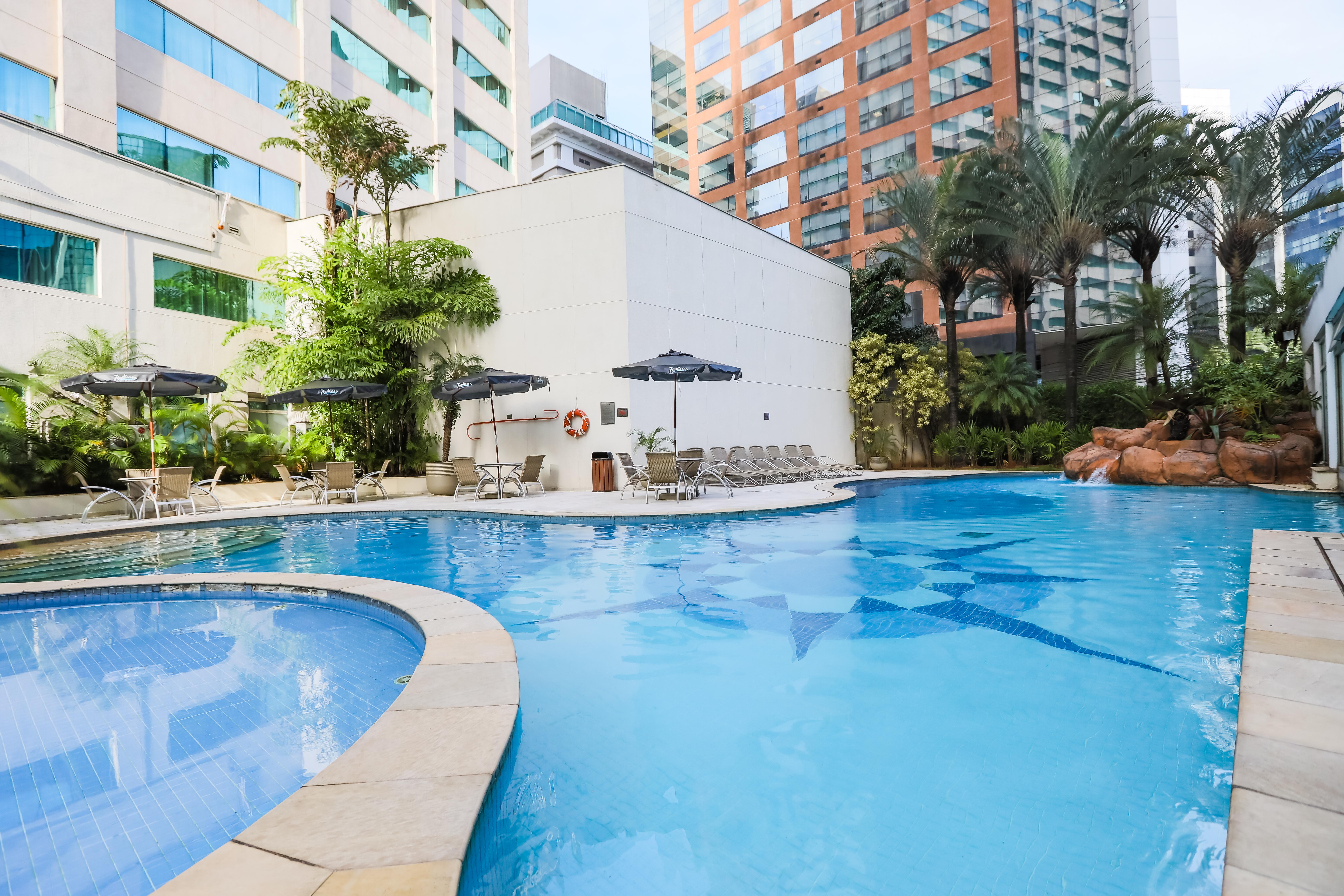 Radisson Vila Olimpia São Paulo Eksteriør billede Swimming pool