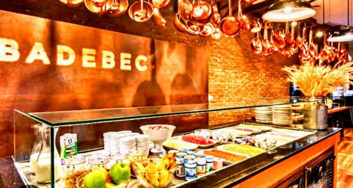Radisson Vila Olimpia São Paulo Eksteriør billede A salad bar at a restaurant